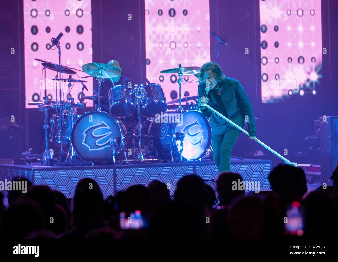 19.10.2026, Entertainment, Europe The Final Countdown 40th Anniversary Tour von links Die schwedische Band Europe (Joey Tempest) tritt im Rahmen ihrer Stockfoto