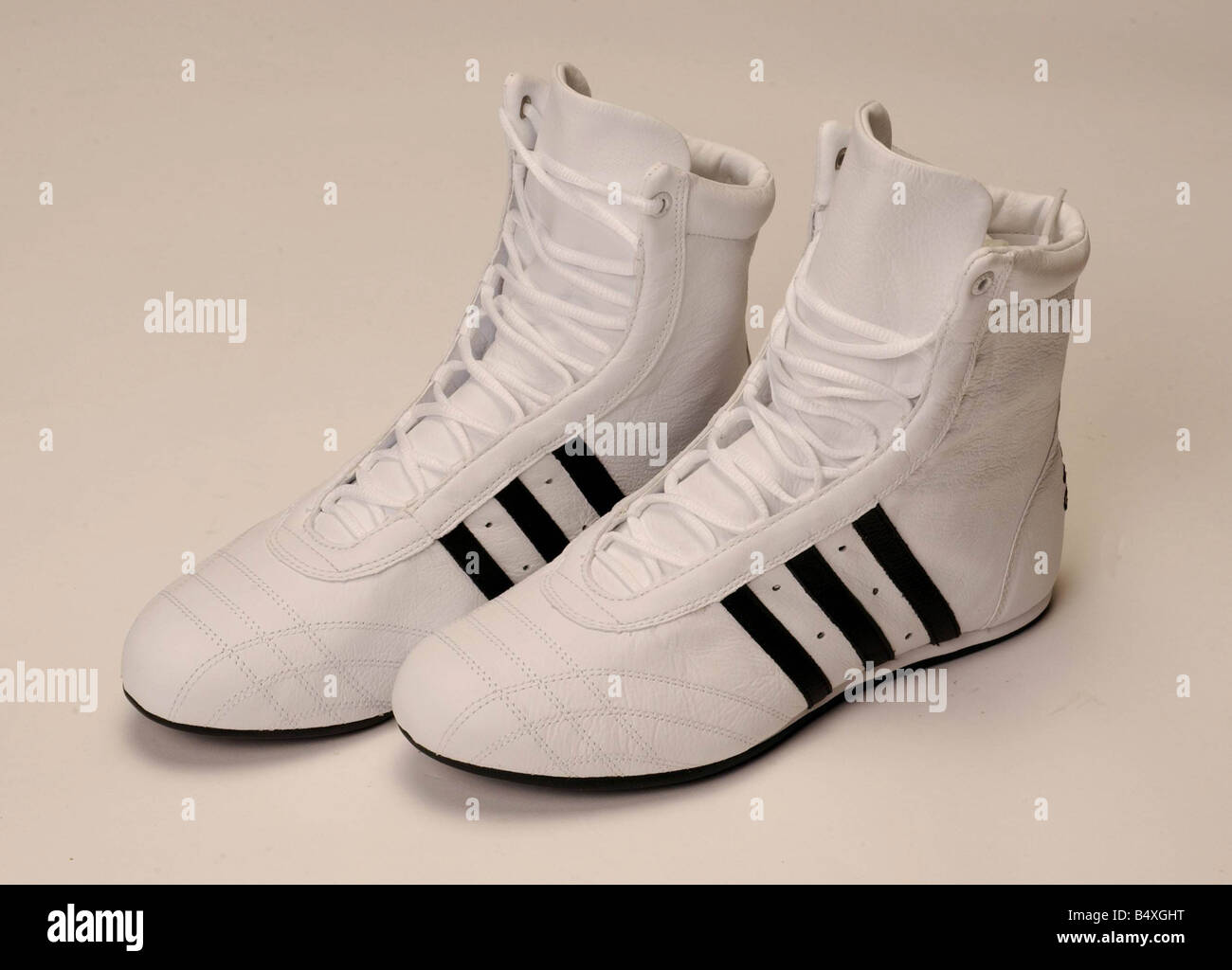 Adidas StockfotoBild Schuhe 2003 Boxing Funktion Kann Stiefel f6gbY7yv