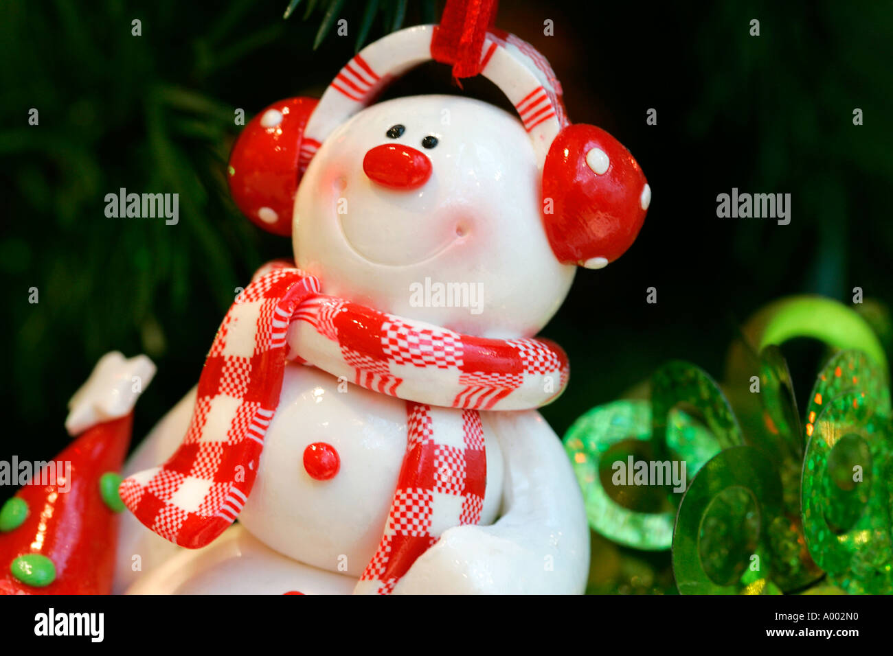 Schneemann Weihnachten X-Mas Dekoration Spielzeug dekorieren Party Feier weichen Geschenke Weihnachten Neujahr Christian Vater Weihnachtsbeleuchtung Stockfoto