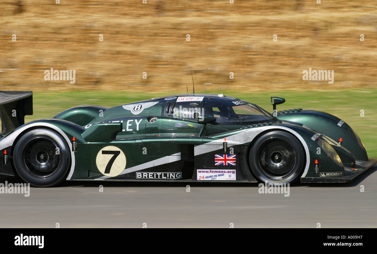 2003 Bentley Speed 8 Le Mans beim Goodwood Festival of Speed, Sussex, UK. Stockfoto