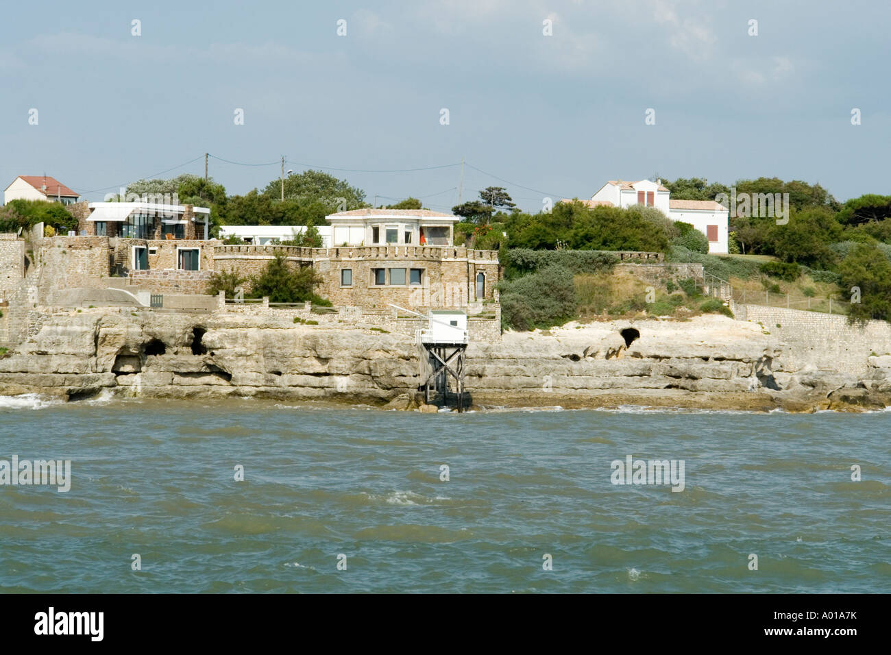 Klippenhaus am Ufer der gironde Meschers sur gironde Charente Maritime france Stockfoto