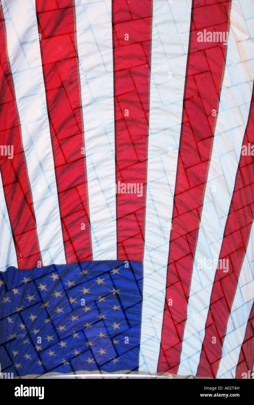 American flag Mehrfachbelichtung mit Mauerwerk Formen eine Muster Stockfoto