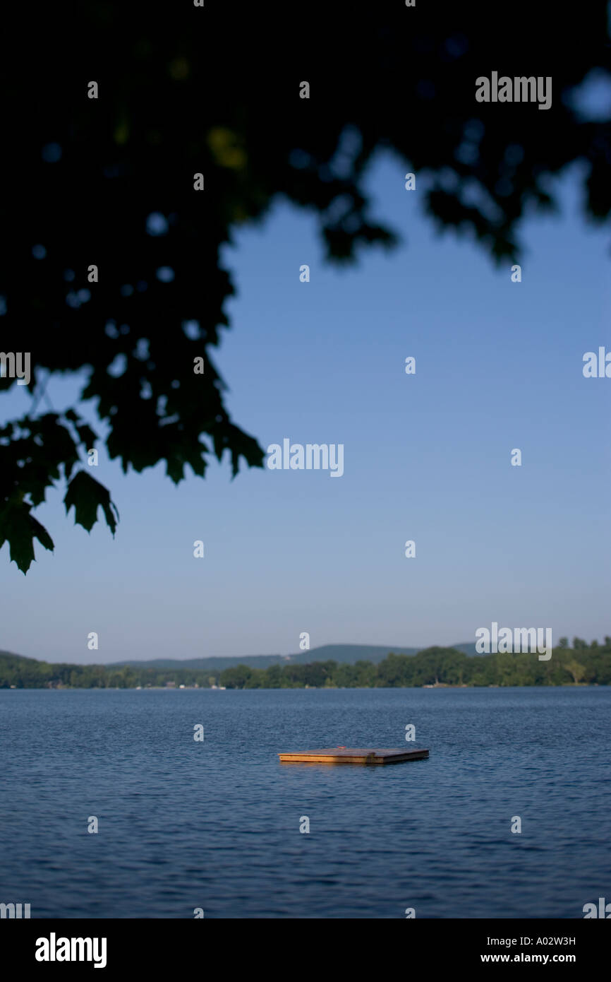 Dock auf ein frisches Wasser See selektiven Fokus Stockfoto