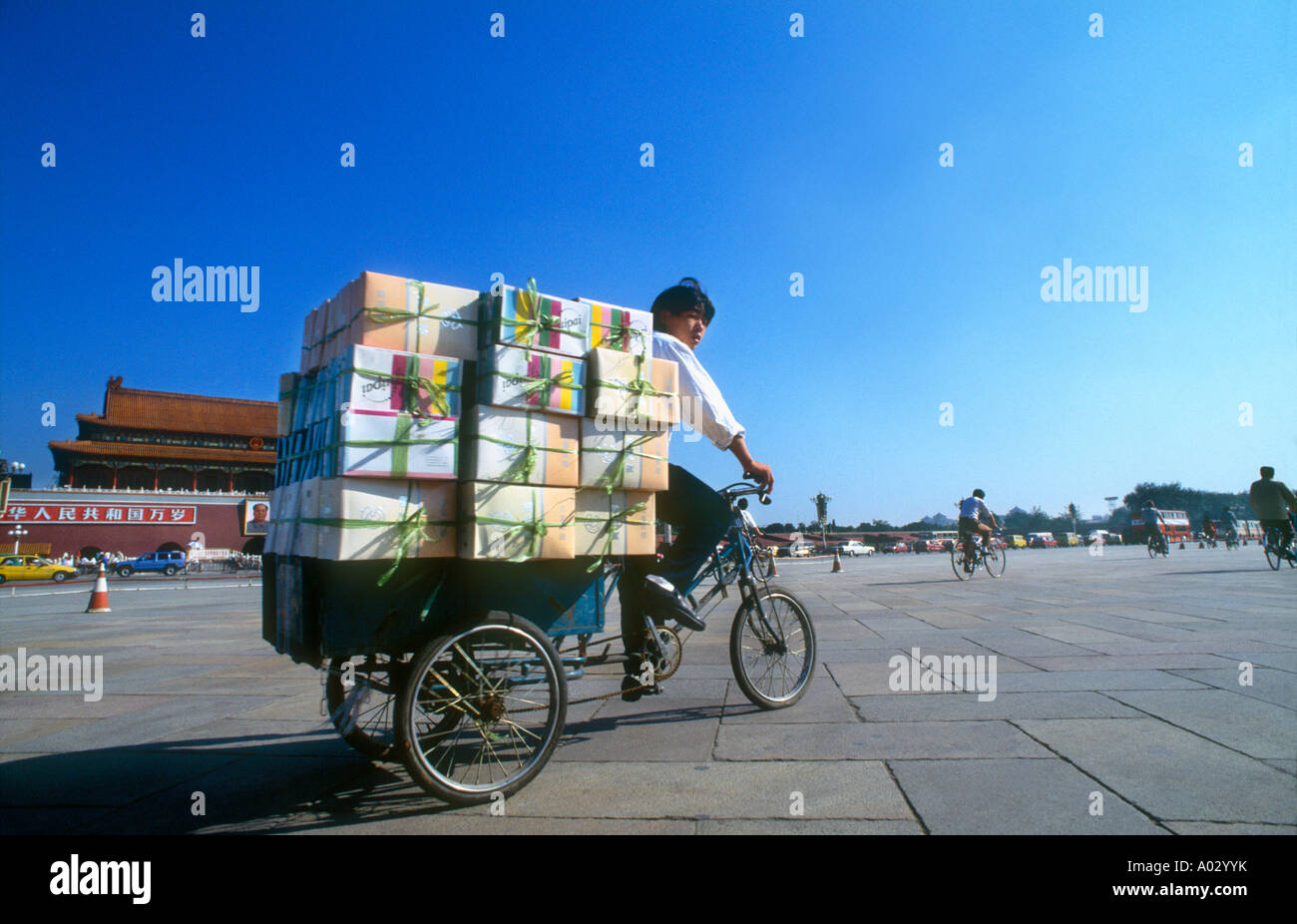 Am frühen Morgen Rushhour am Tiananmen-Platz, dem Rad zur Arbeit von Peking China Stockfoto