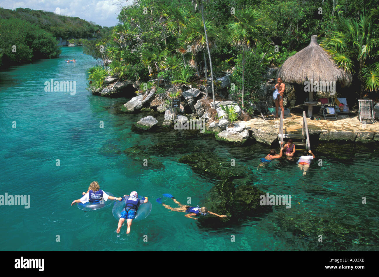 Mexiko Schnorcheln Xel-Ha Lagune touristische Attraktion in der Nähe von Playa del Carmen und Cancun auf Xel-Ha Lagune Stockfoto