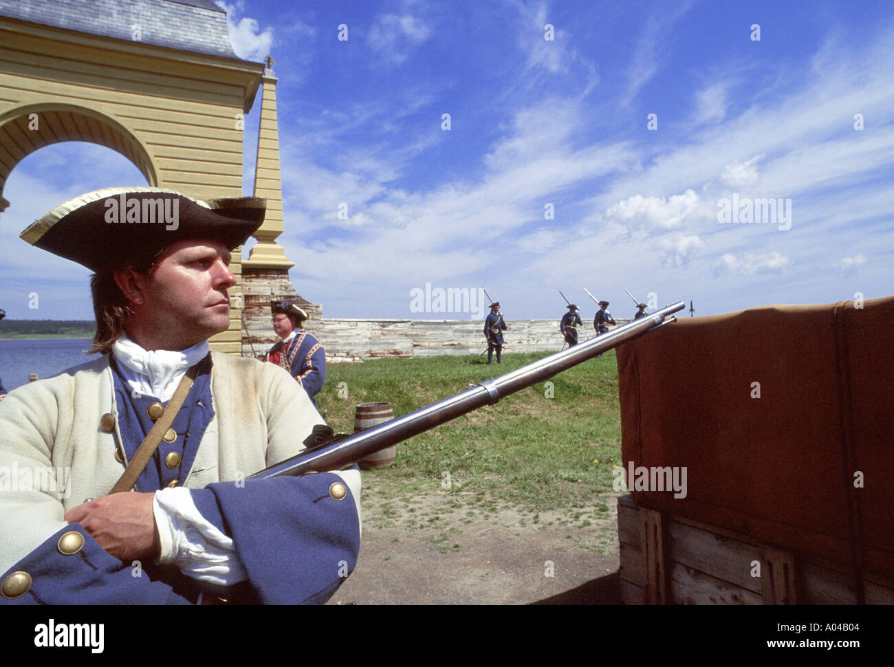 kostümierte Schauspieler als Wächter am Louisberg eine nationale historische Stätte in Nova Scotia Kanada Stockfoto