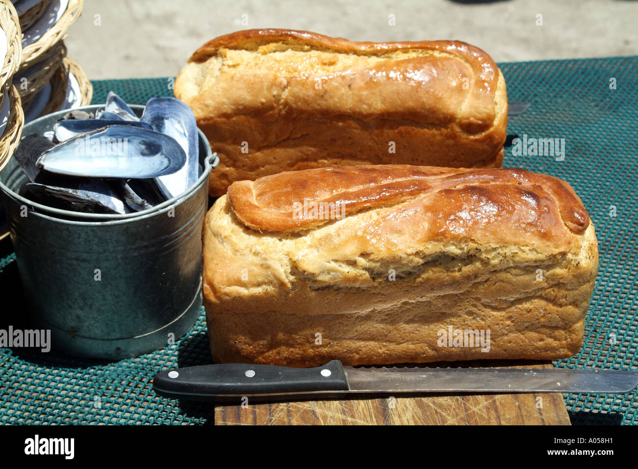 Frisches Brot im offenen Kamin Ofen am Strand Langebaan western Cape Südafrika RSA Stockfoto