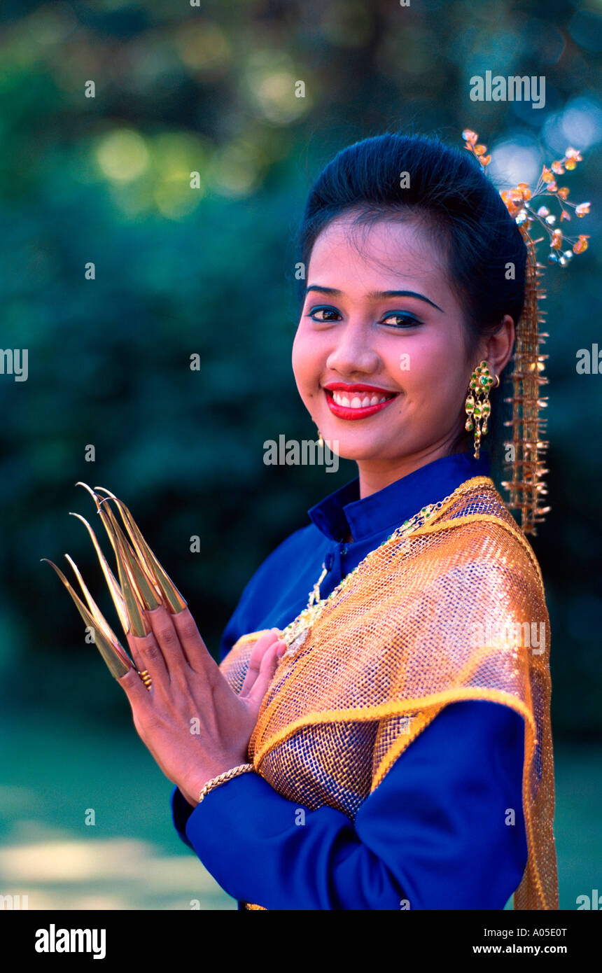 Rose Garden Thai Dancer Fingernagel Stockfoto Bild 9886247 Alamy