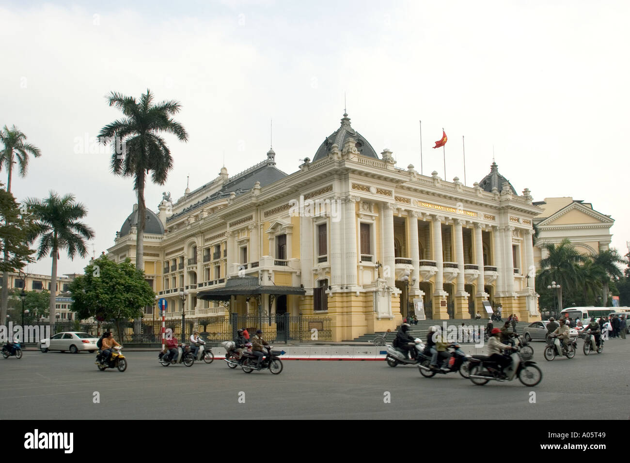Asien Vietnam Hanoi Zentrum Altstadt Kolonialarchitektur Opernhaus Stockfoto