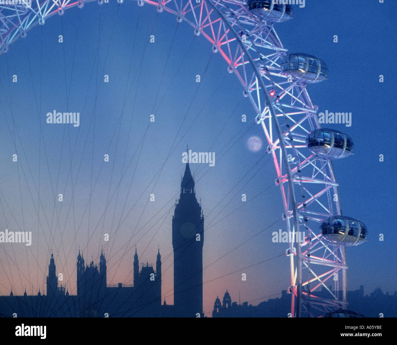 Gb - London: das London Eye und Big Ben Stockfoto