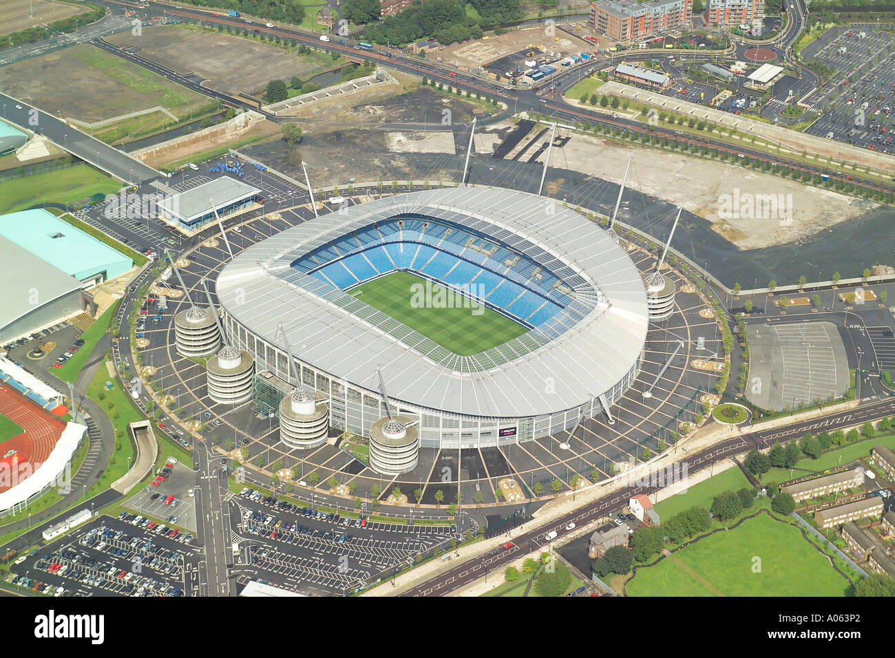 Luftaufnahme von Manchester City Football Club, die im City of Manchester Stadium spielen. Das Team ist als Stadt & Blues bekannt. Stockfoto