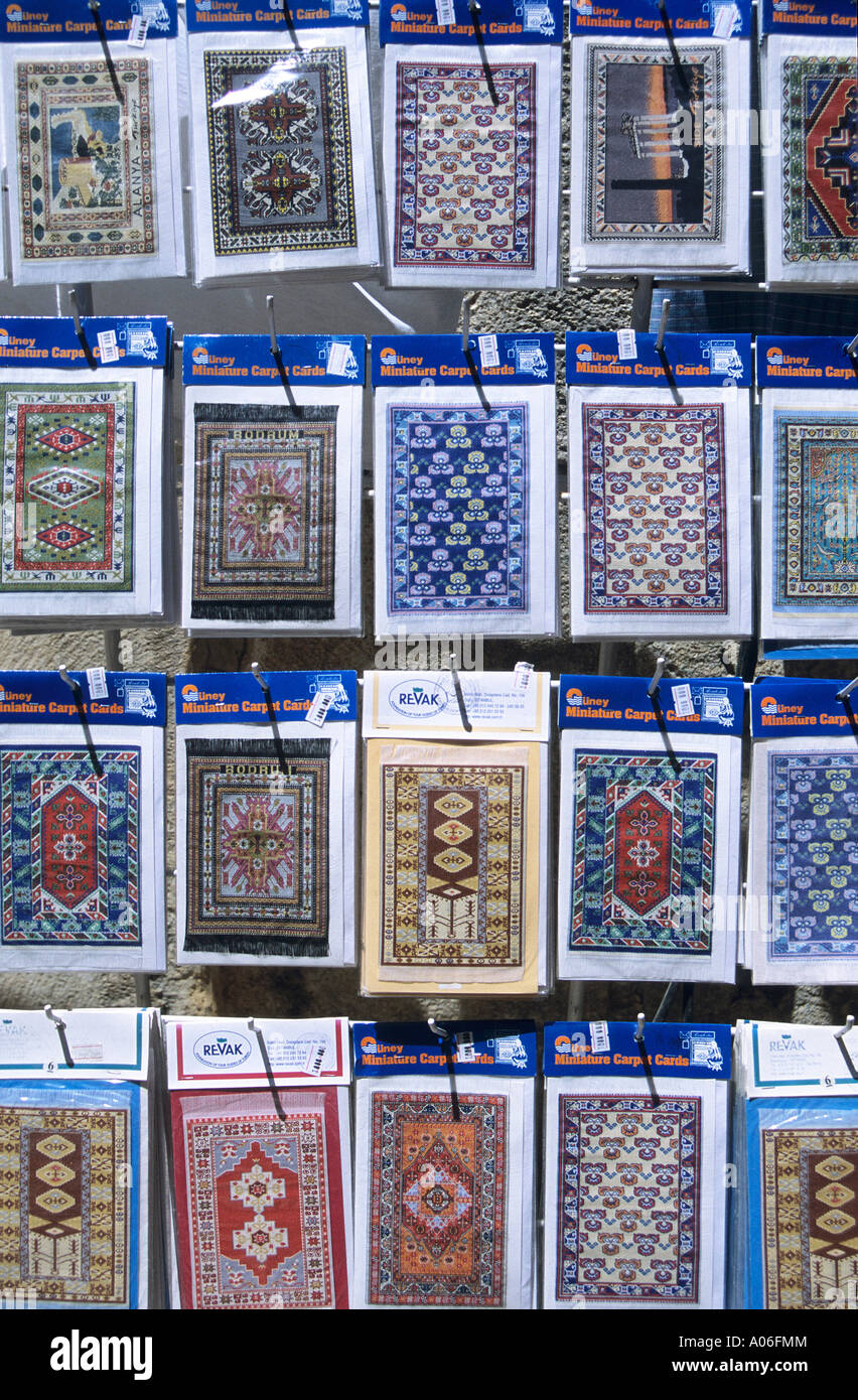 Stapel von Souvenirkarten türkische Teppiche Stockfoto