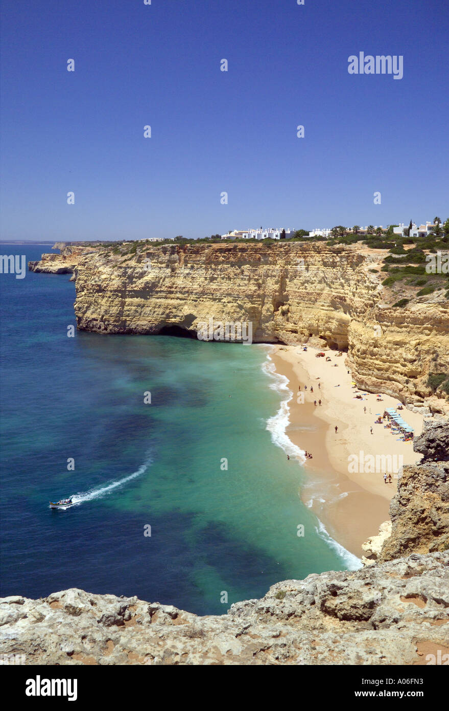 Die Algarve, Carvoeiro, Praia de Centianes (Vale de Centianes) Stockfoto