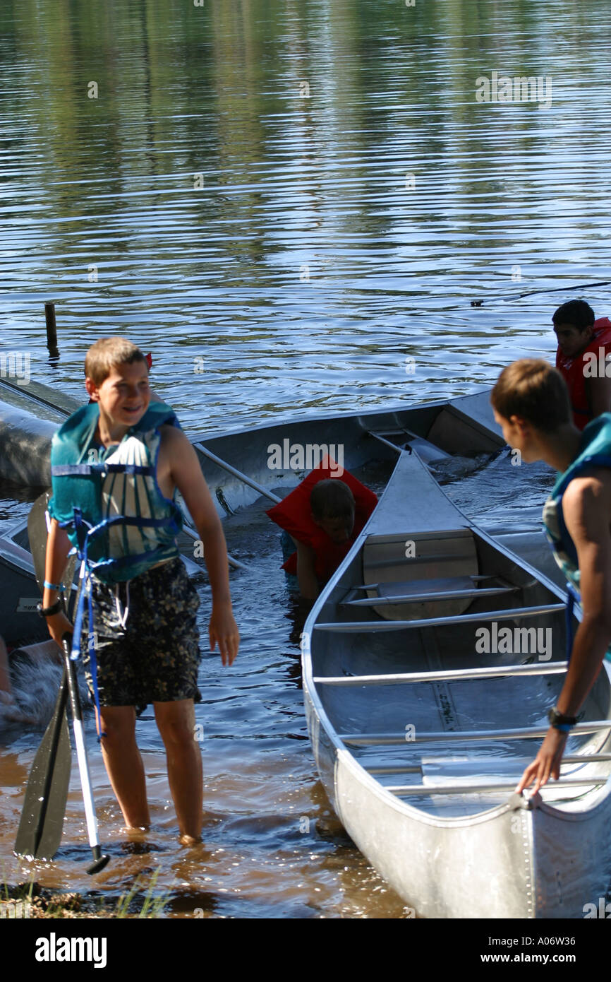 Diese Jungs haben gerade die Arbeit an ihren Jogger-Verdienst-Abzeichen Stockfoto