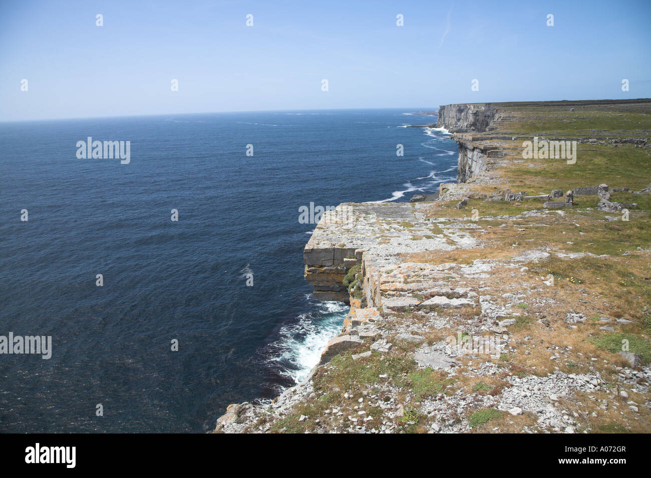 Meeresklippen dun aengus fort inismore -Fotos und -Bildmaterial in ...