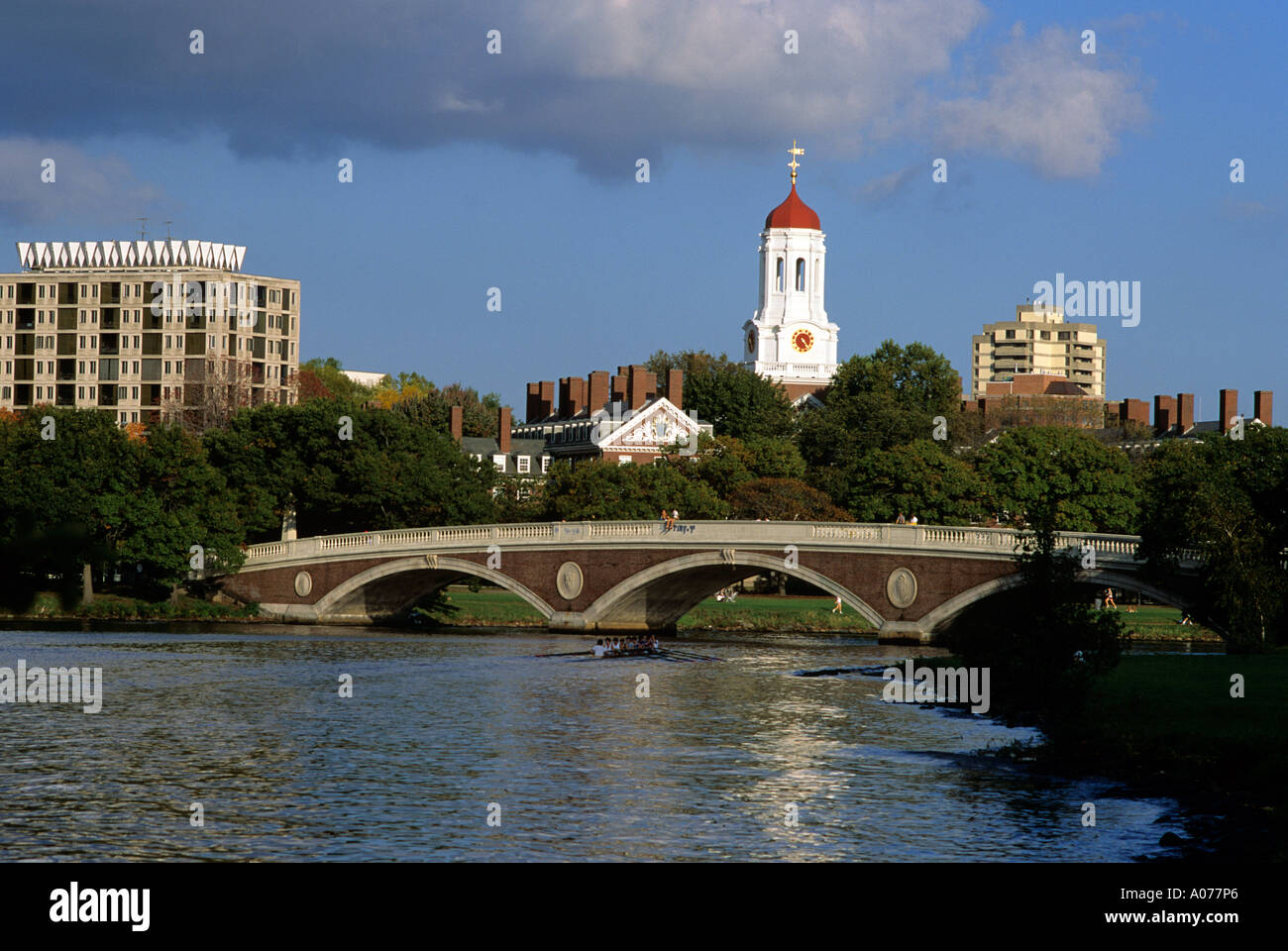 Harvard University am Charles River in Cambridge, Massachusetts. Stockfoto