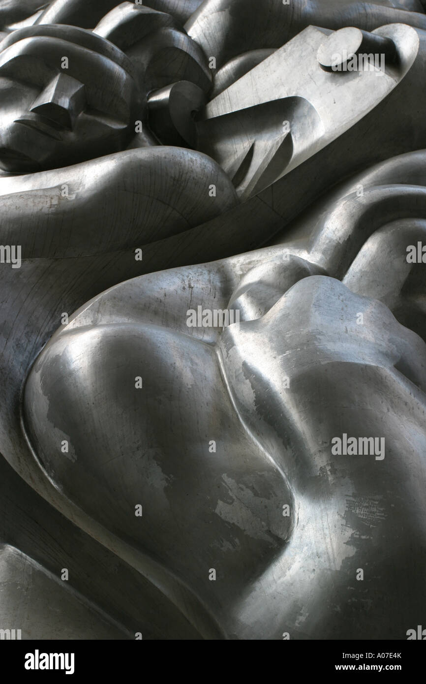 Detail aus "News" von Isamu Noguchi, ein Kunstwerk des Bas-Relief befindet sich über dem Eingang zum 50 Rockefeller Plaza, New York Stockfoto