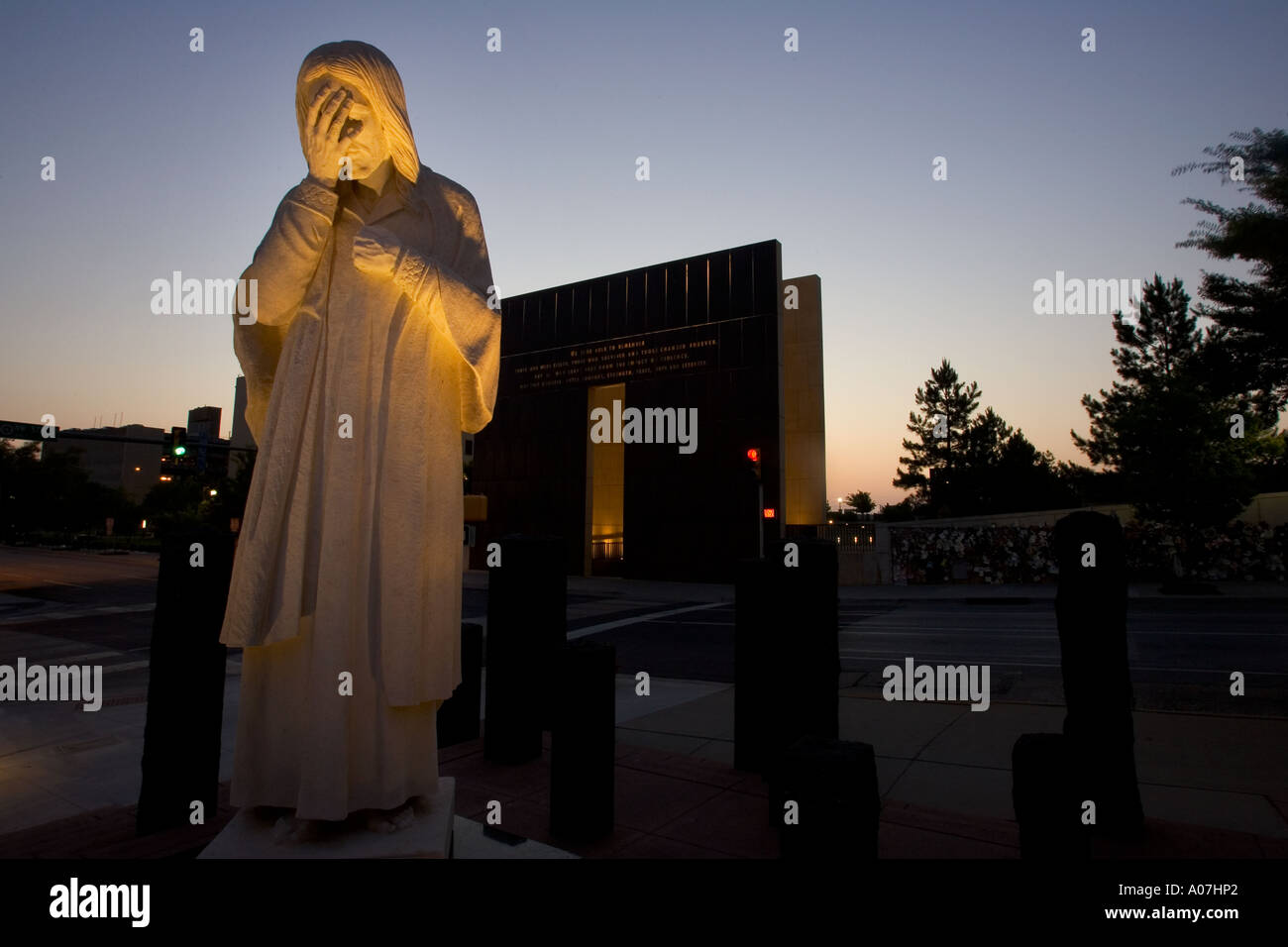 Jesus weinte Statue vor Oklahoma City Bombing Memorial Stockfoto