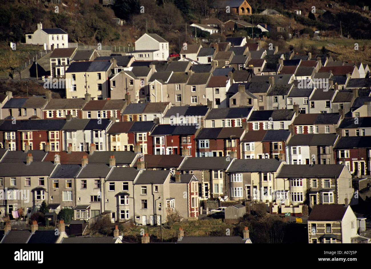 Reihenhäuser sechs Glocken Abertillery South Wales UK Stockfoto