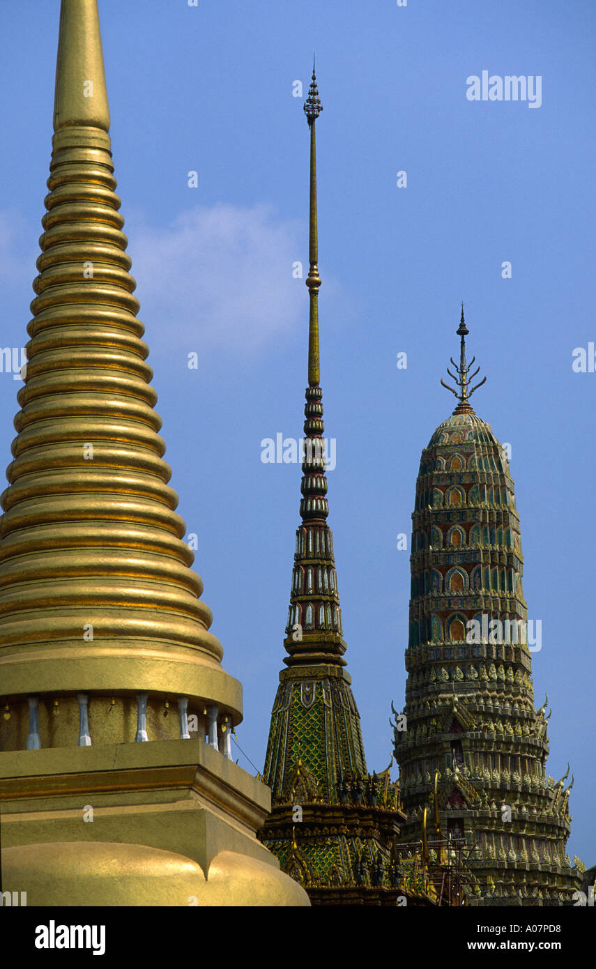 Drei Magniifcent Stupas Bangkok 3 Stockfoto