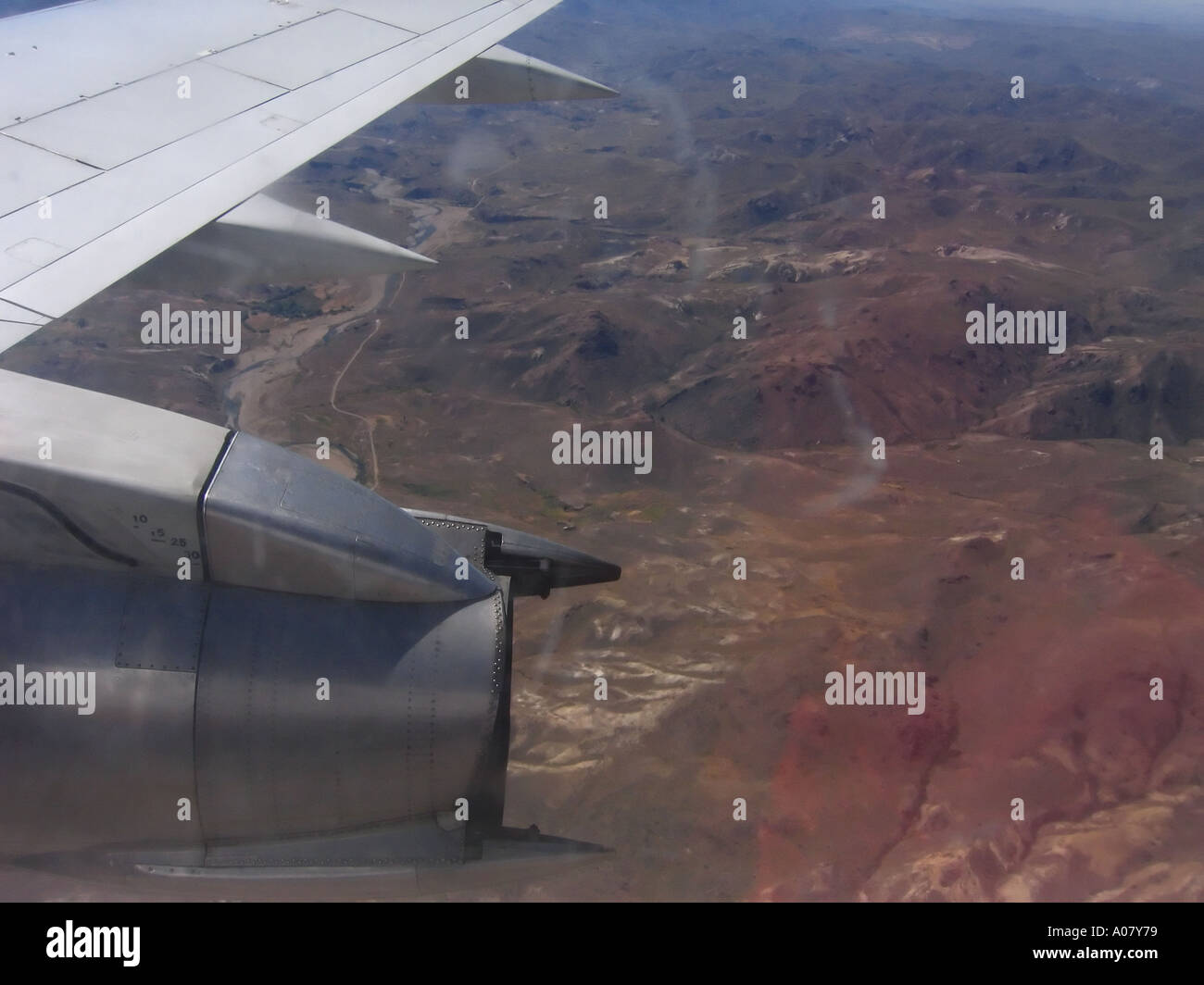 Blick aus dem Flugzeugfenster, über Patagonien, Argentinien, Südamerika Stockfoto
