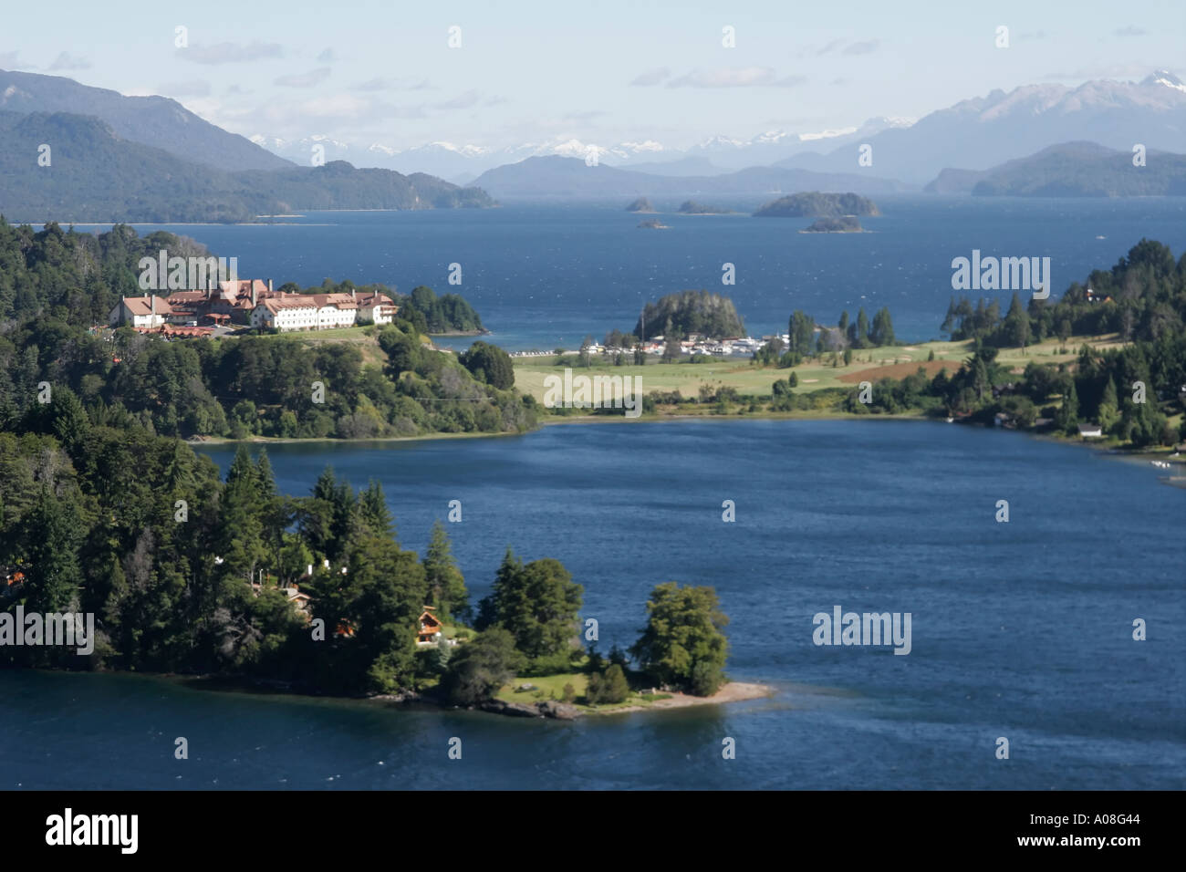 Blick auf Lago Moreno und Lago Nahuel Huapi auch die Llao Llao Hotel San Carlos de Bariloche Argentinien Stockfoto