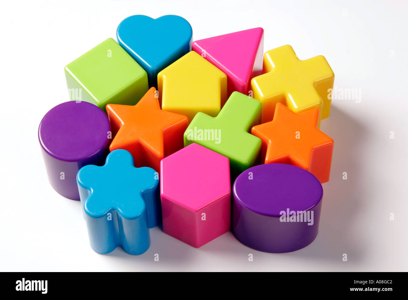 farbige Plastikspielzeug Formen Stockfoto