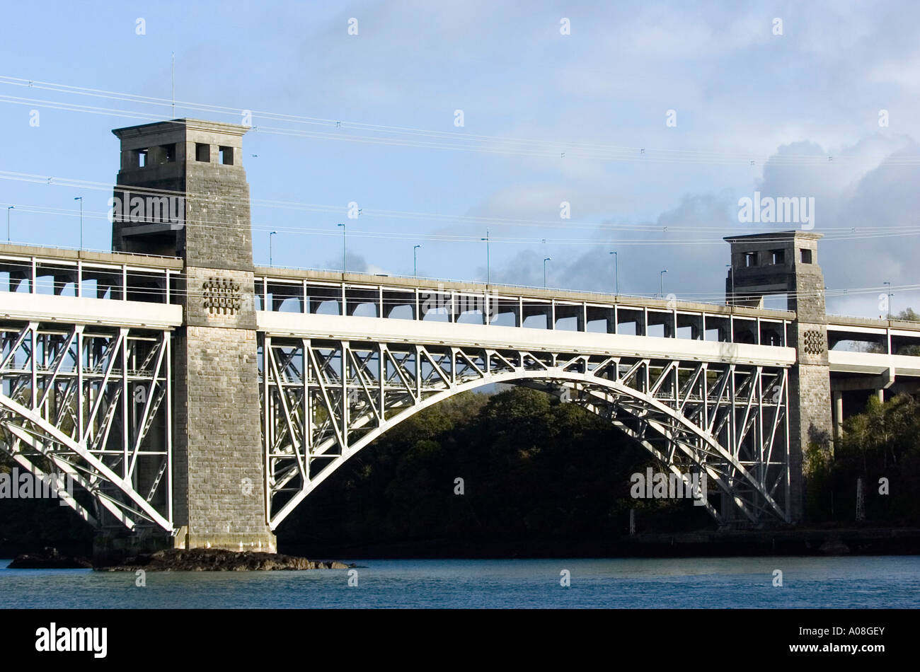 Britannia Brücke Pont Britannia über die Menaistraße zwischen der Insel Anglesey und dem Festland von Wales, UK Stockfoto