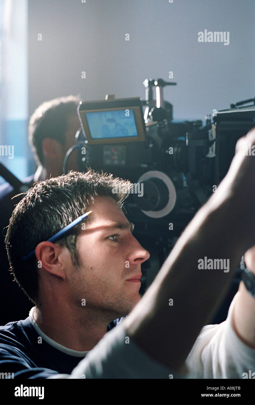 Film-Kamera-Crew bei der Arbeit. Stockfoto