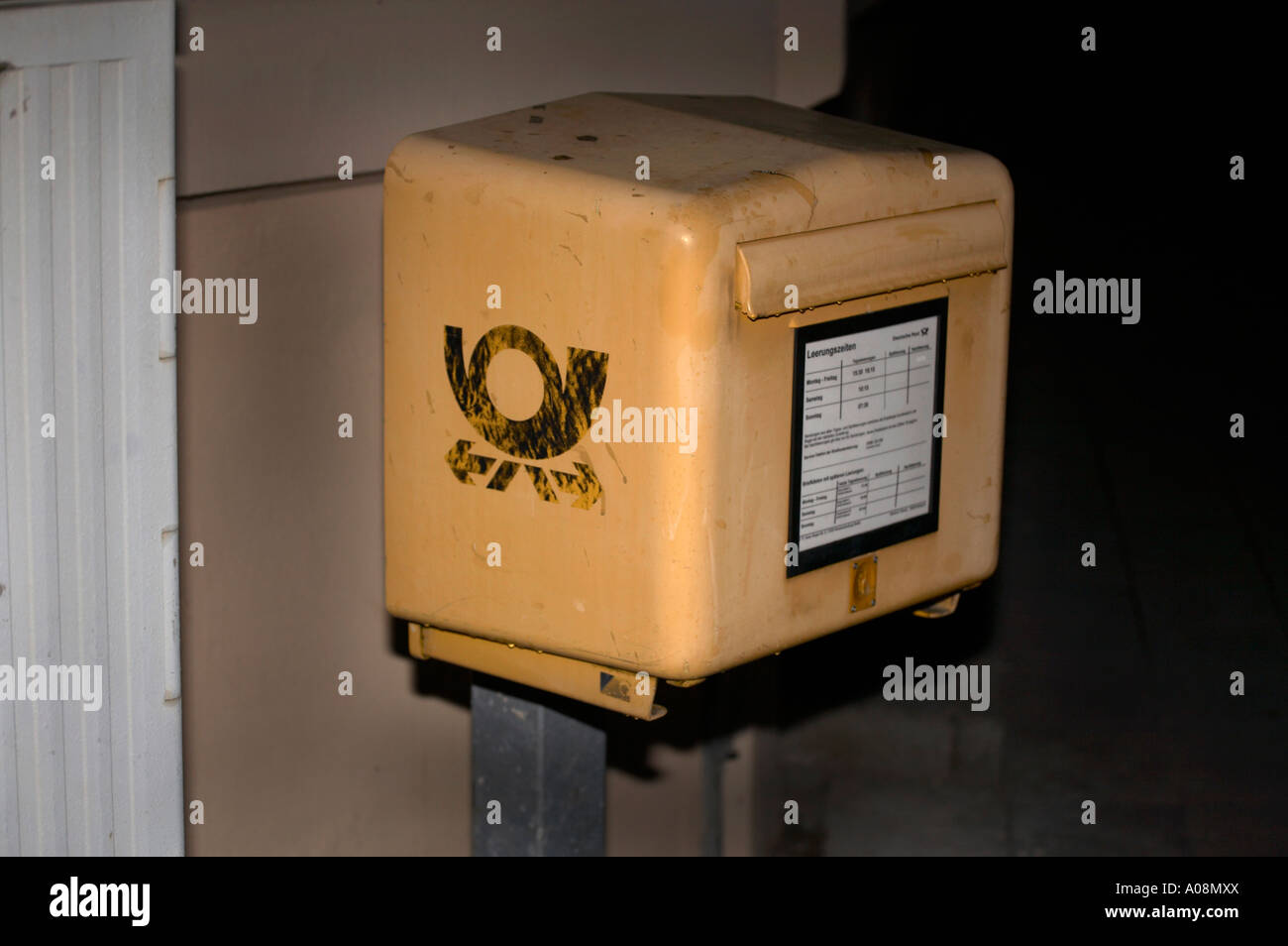 bilder von briefkasten deutsche post bochum mitte