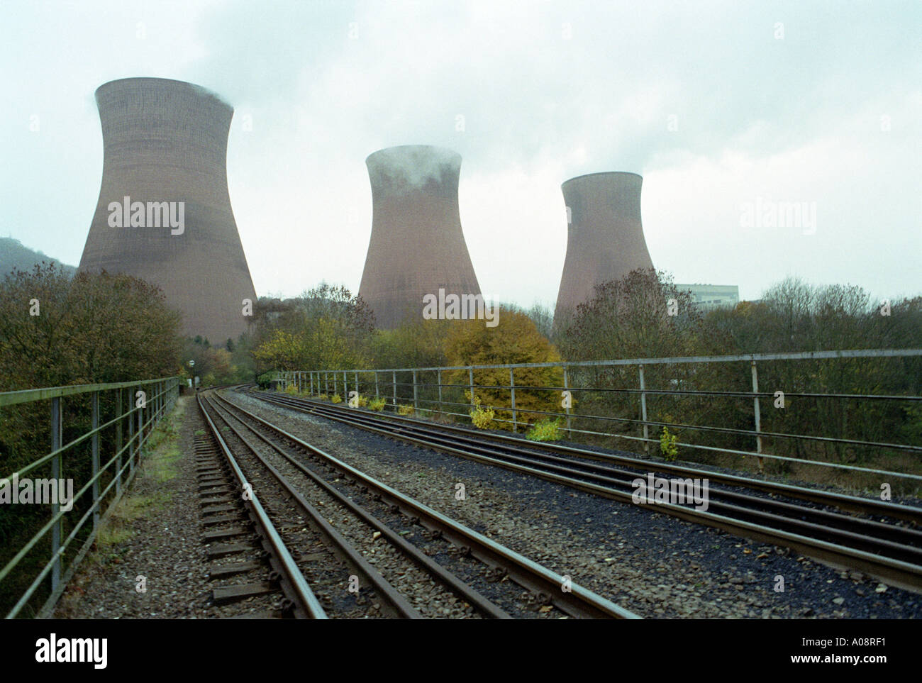 Umsetzung der Kräfte und Schienen Stockfoto