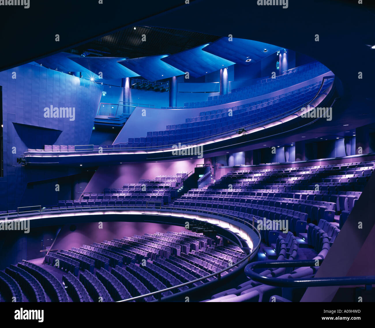 Upper Circle Theatre Stockfotos Und Bilder Kaufen Alamy