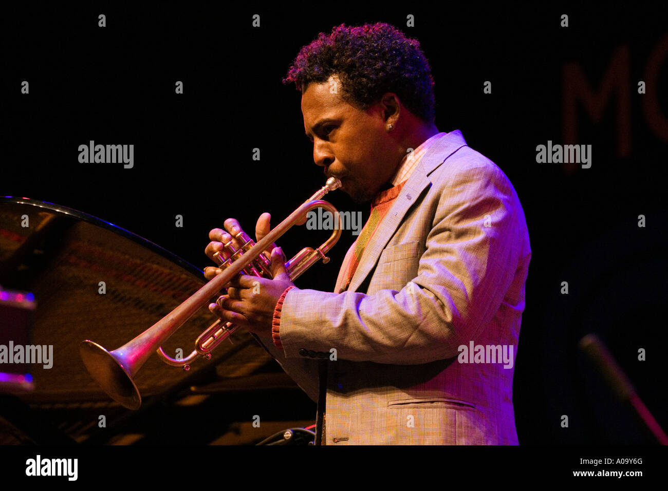 ROY HARGROVE Trompete führt mit MCCOY TYNER TRIO auf der MONTEREY JAZZ FESTIVAL Stockfoto