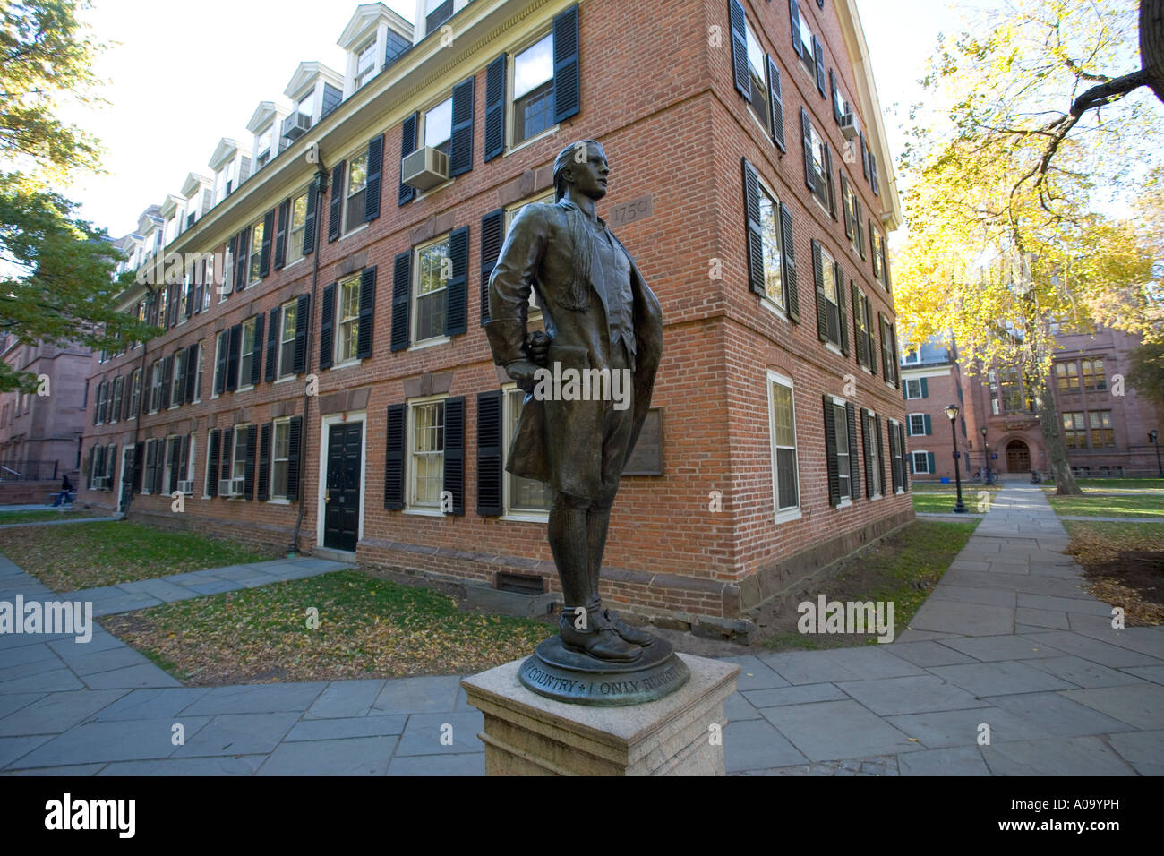 Statue von Nathan Hale, Yale Klasse von 1773, Yale University New Haven Connecticut USA Stockfoto