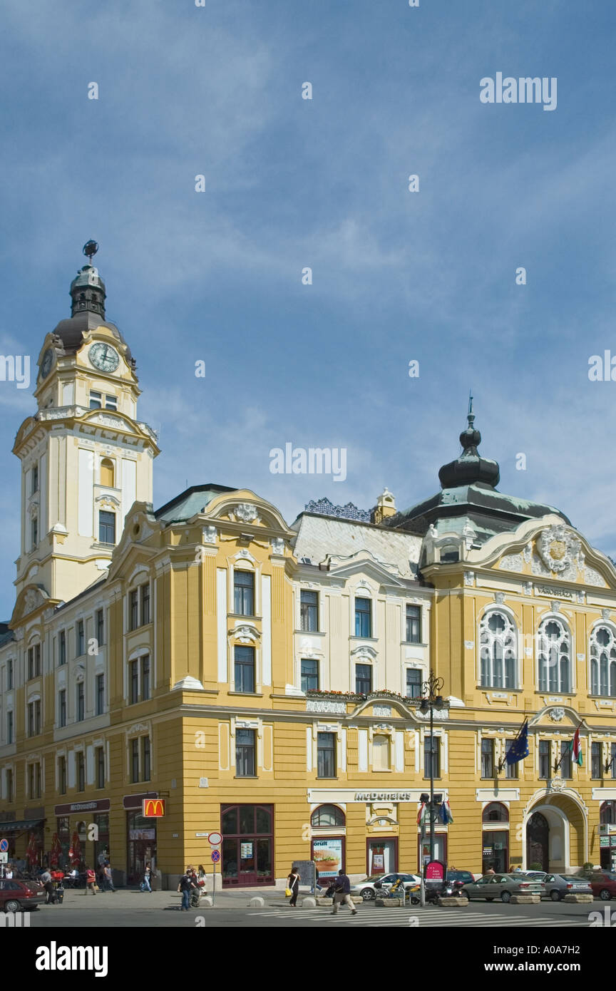 Ungarn Pecs Szechenyi ter zentralen quadratischen Rathaus Stockfoto