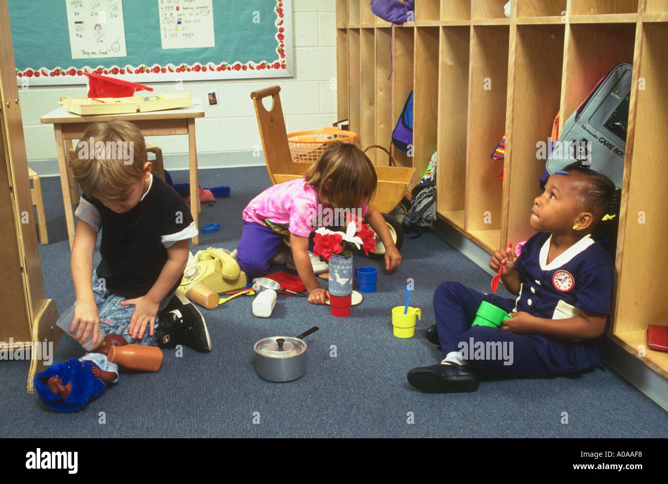 Spielen so tun in Maryland Sozialentwicklung Vorschule Modell "School" veröffentlicht Stockfoto