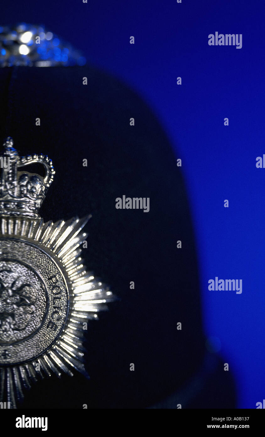 Britische Polizei Helm Stockfoto