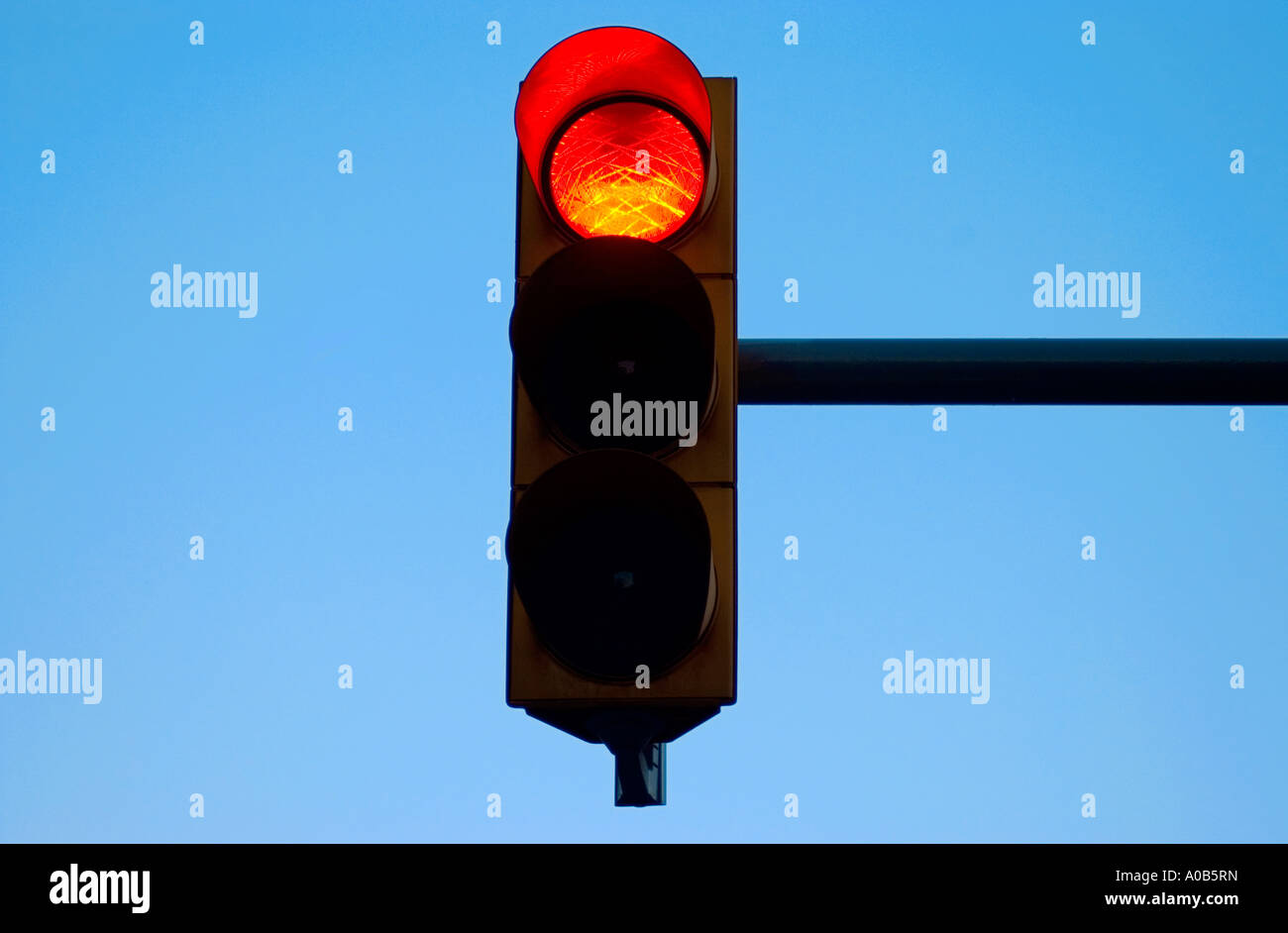 ROTE AMPEL ODER SIGNAL Stockfoto
