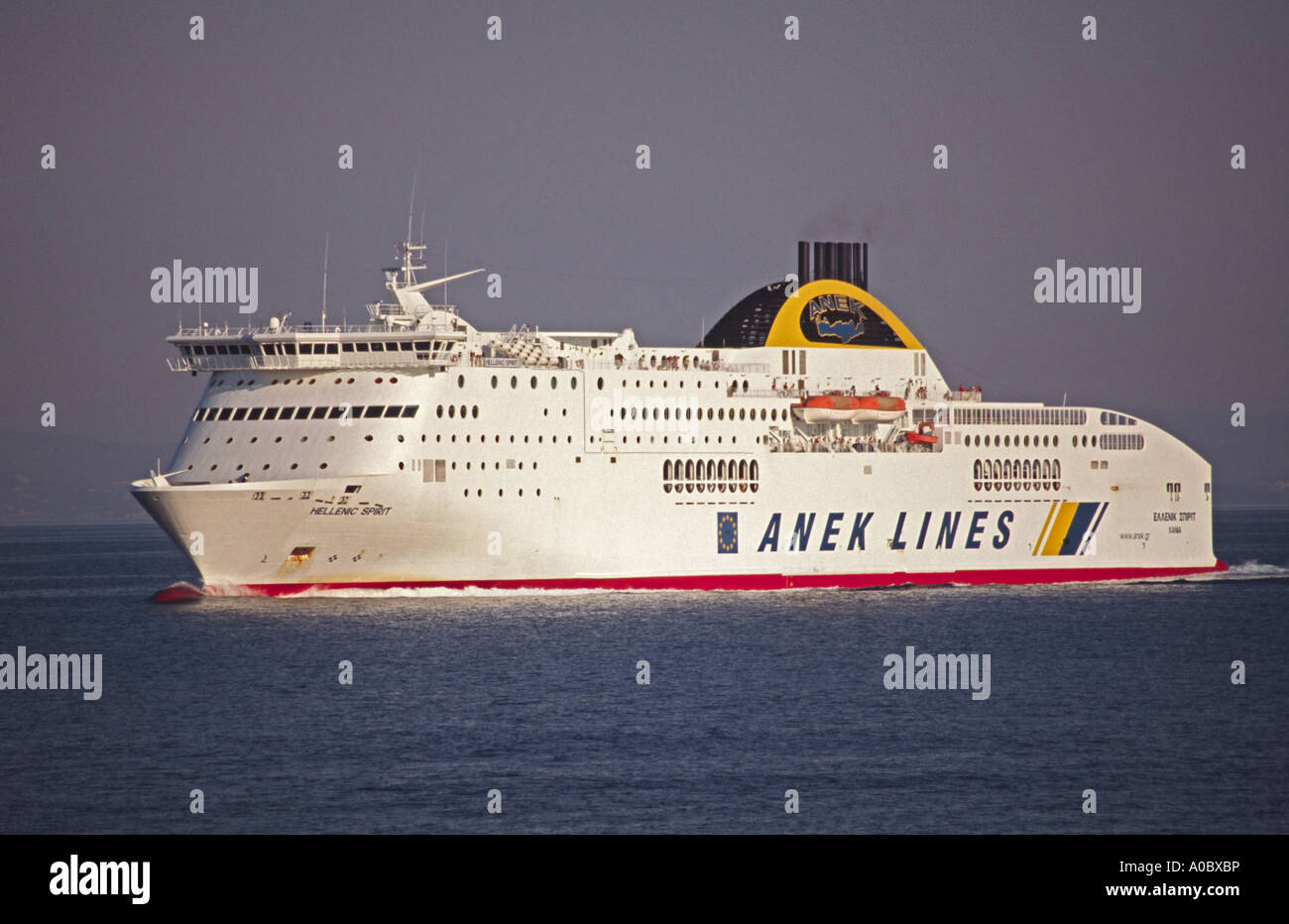 Die griechischen ANEK Lines schnell Kreuzfahrtfähre Hellenic Spirit aus Igoumenitsa im Adriatischen Meer Stockfoto