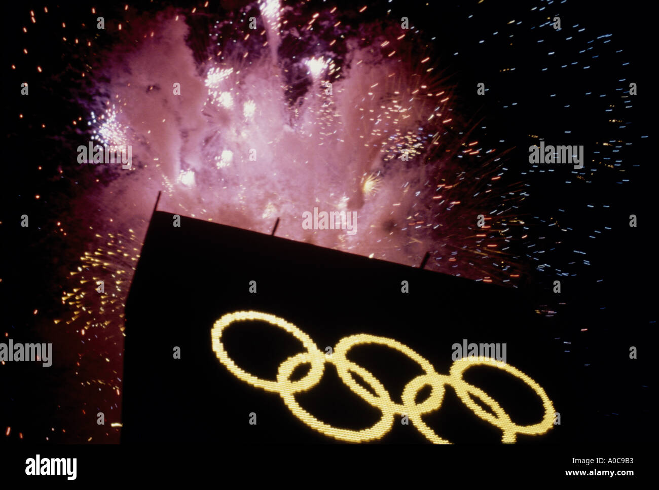 Olympischen Spiele Feuerwerk Nacht Stockfoto
