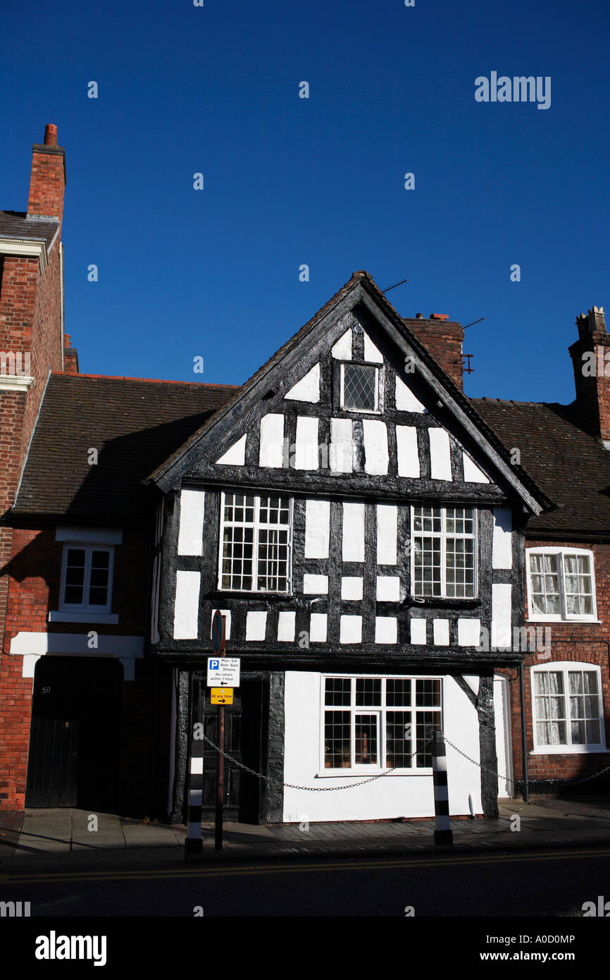 Ein Fachwerkhaus schwarz-weiß Gebäude in Nantwich Cheshire England Stockfoto