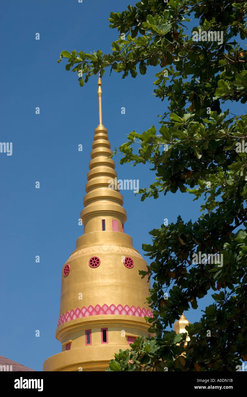 Stupa im Wat Chaiya Mangkalaram buddhistischen Tempel in George Town, Penang Stockfoto