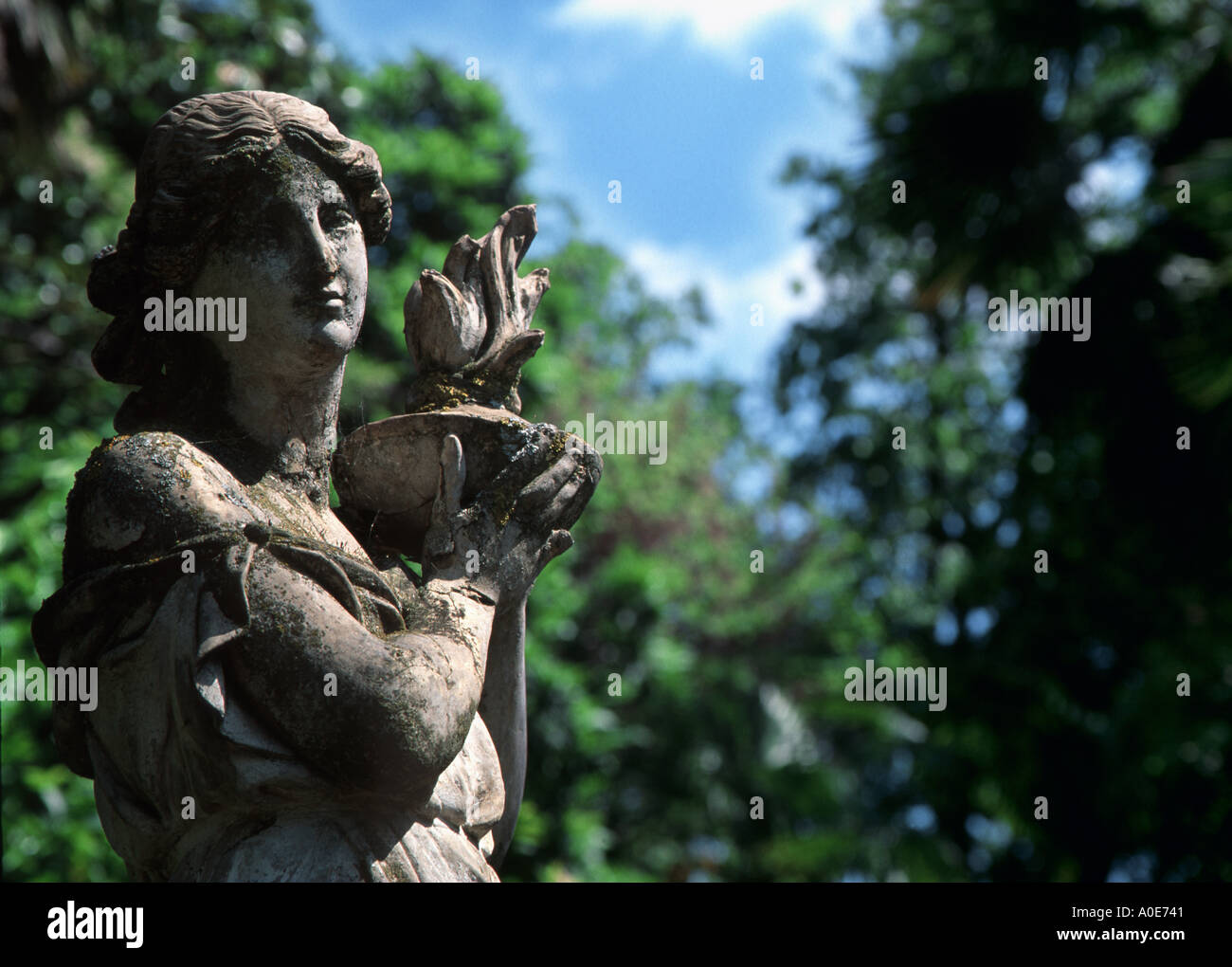 Verfallene Statue in Spanien Stockfoto