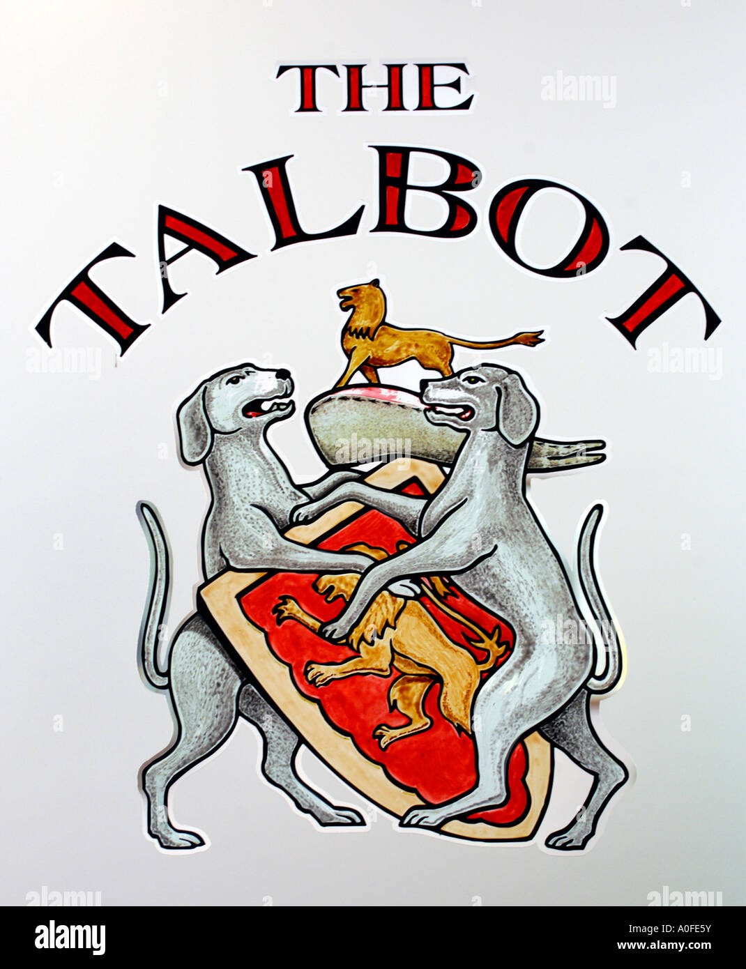 Wappen auf Esszimmerfenster The Talbot an Knightwick Worcestershire in England Stockfoto