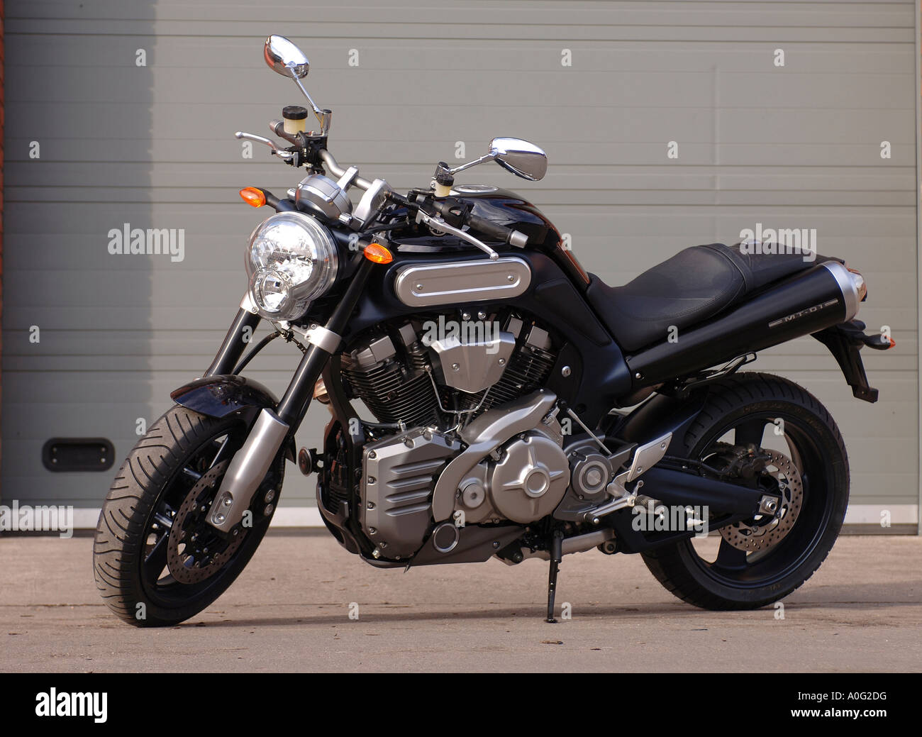 Yamaha Mt 01 Motorrad Stockfotografie - Alamy