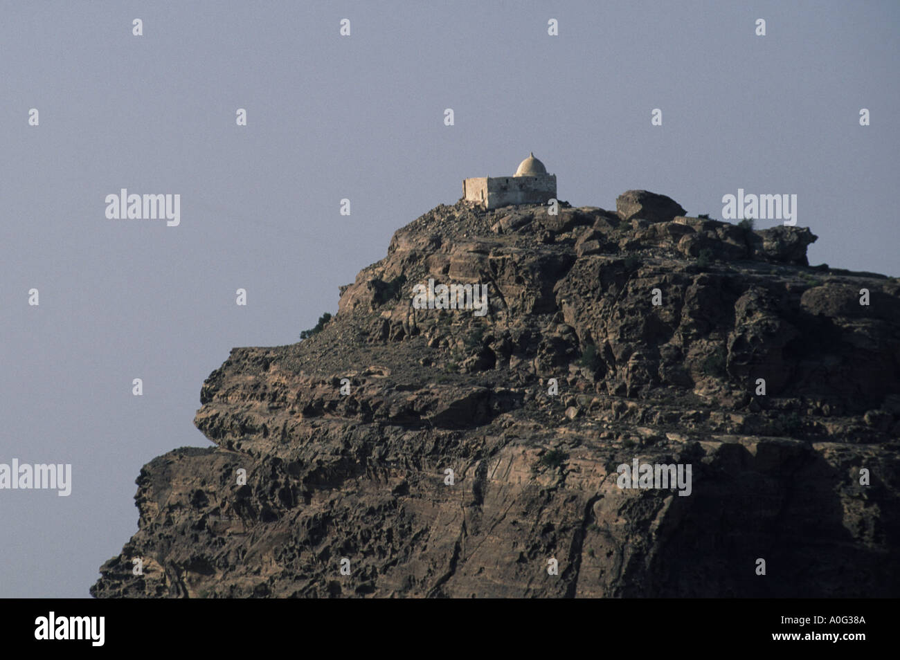 Kleine Moschee auf Berggipfel in der Nähe der nabatäischen Felsenstadt Petra soll die Grabstätte des biblischen Charakter Aaron Stockfoto