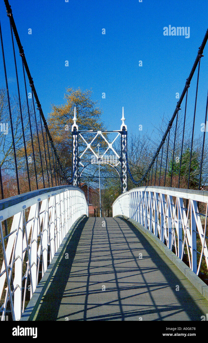 Howley Hängebrücke Victoria Park Warrington England Stockfoto