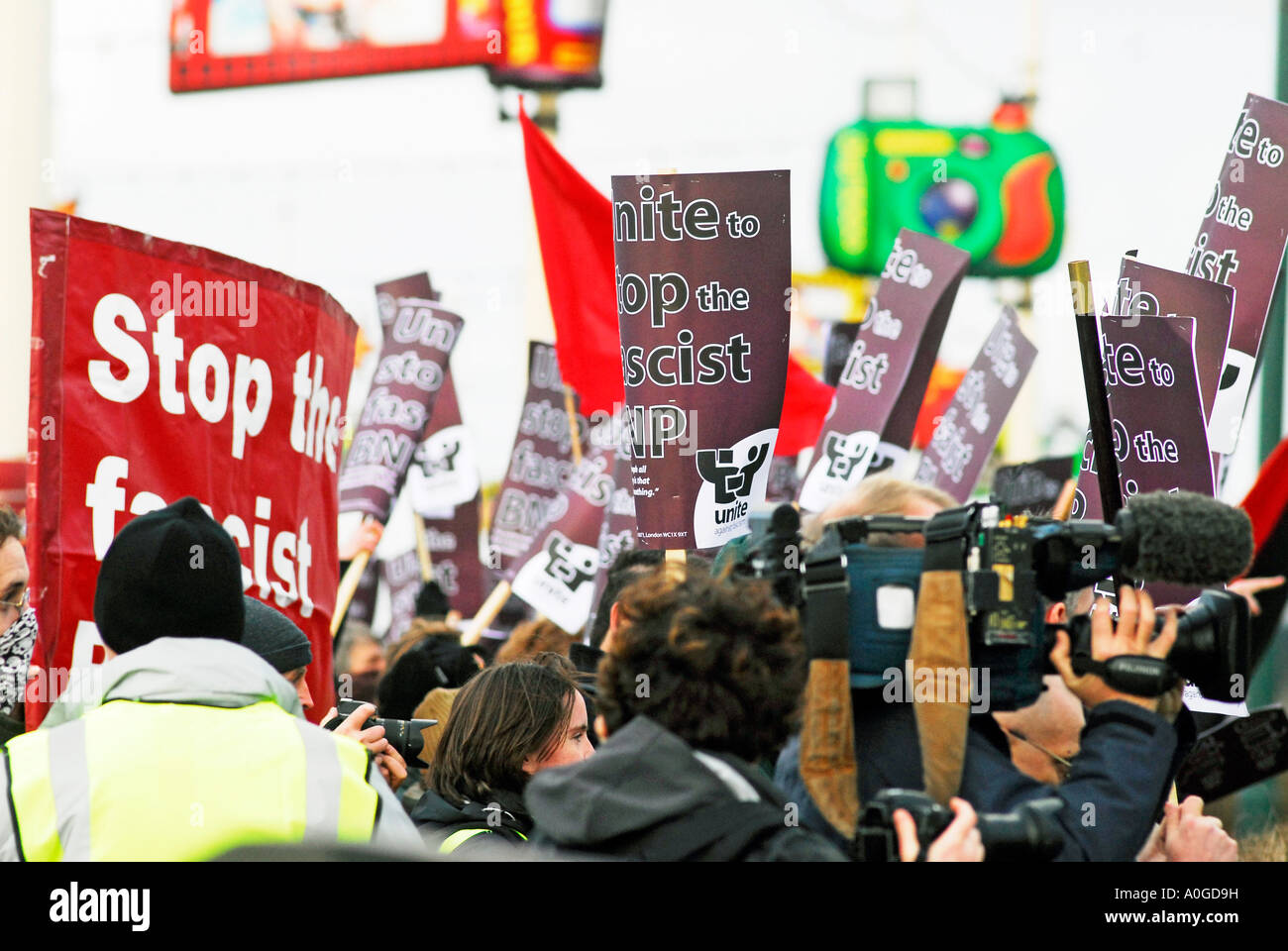 Anti BNP Protest und Rallye, Blackpool, Lancashire, England, Großbritannien Stockfoto