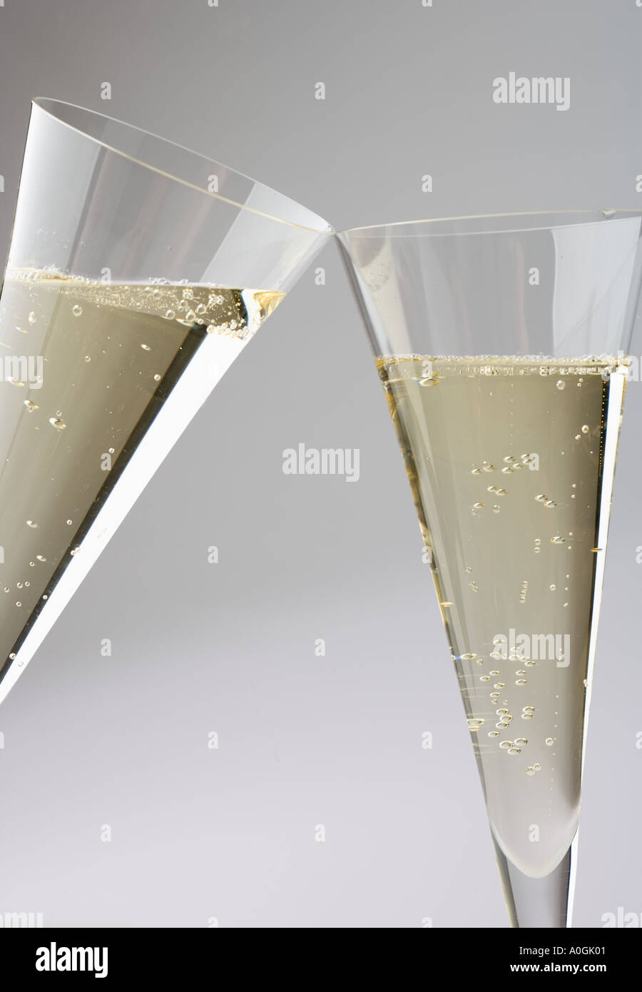 Toasten mit Champagner-Gläser Stockfoto