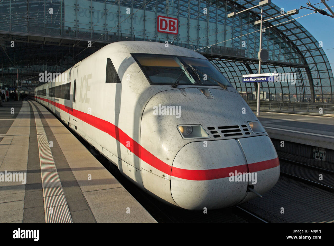 Eis-Schnellzug, Hauptbahnhof, Berlin, Deutschland Stockfoto